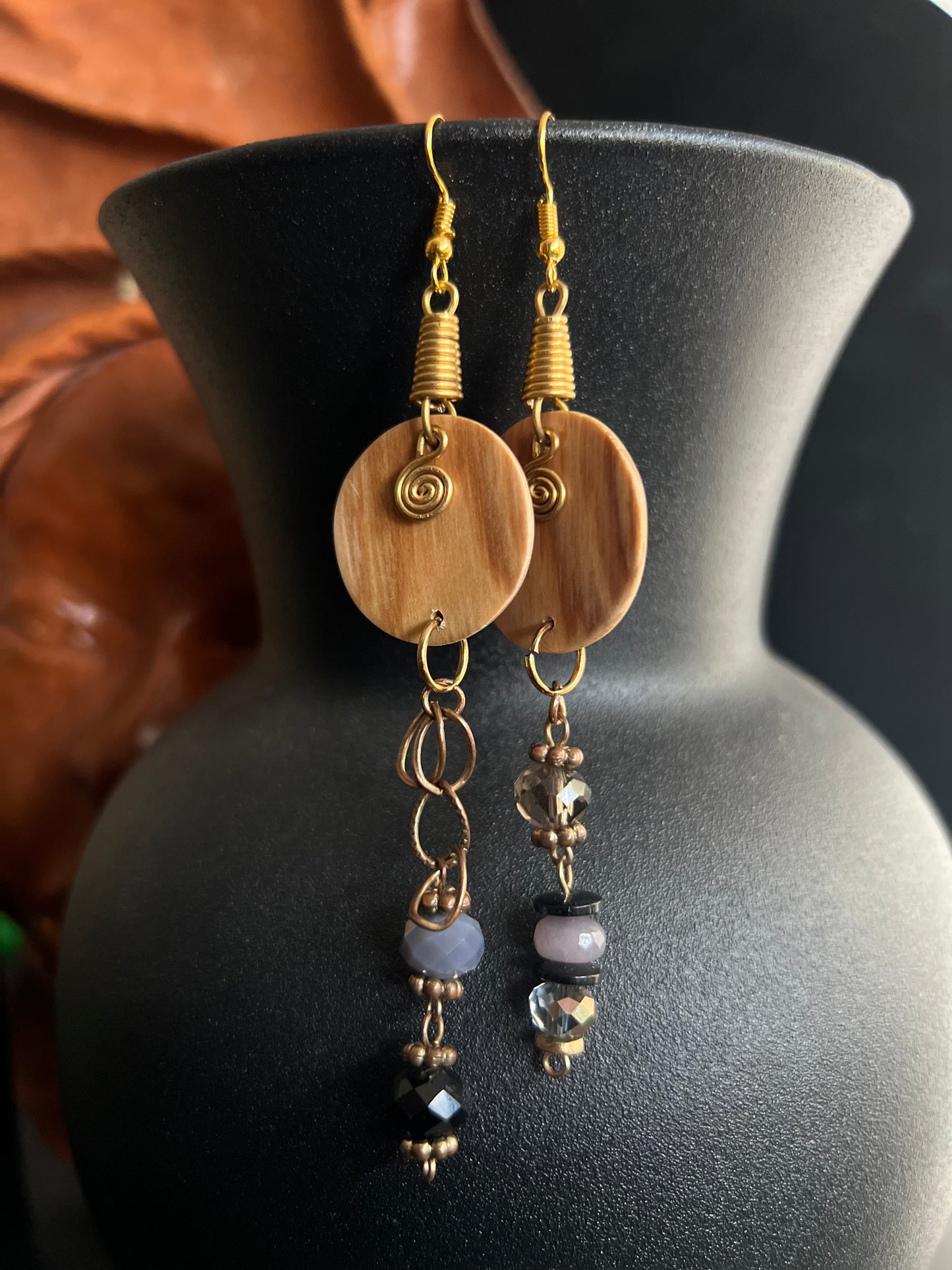 Munesu Earrings